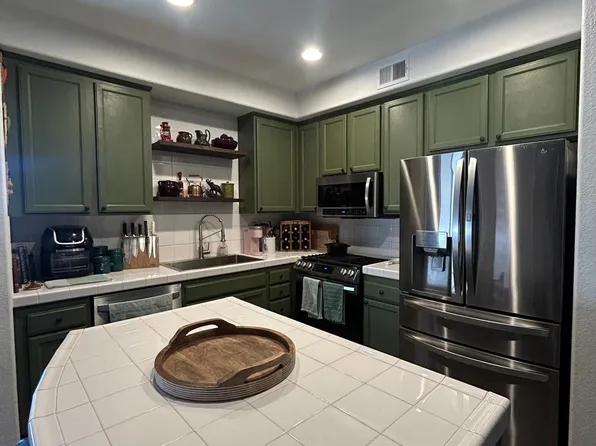 3267 Dehesa Rd, El Cajon, CA