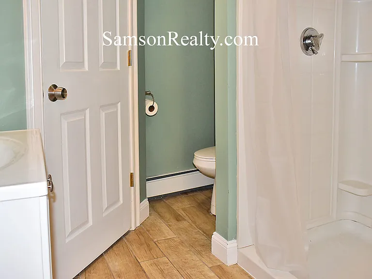 275 N Brow St #2 — Photo 8