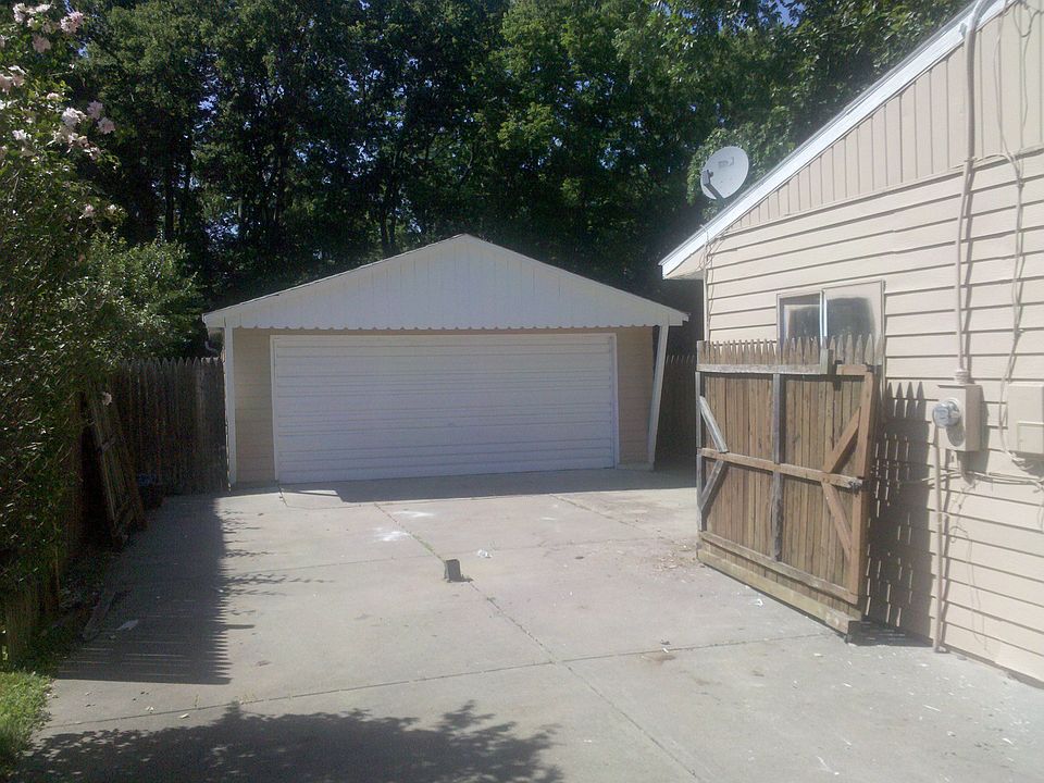 2nd image of 110 W Home Ave