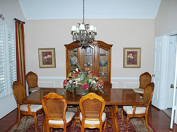 4th image of 6015 Dabney Hill Ct