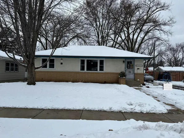 4351 Vera Cruz Ave N, Crystal, MN 55422