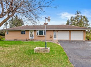 258 Dawn Ave, Shoreview, MN 55126