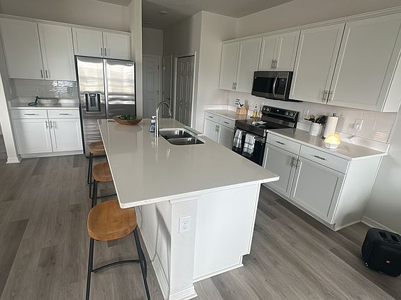 4th image of 5777 Millhouse Way