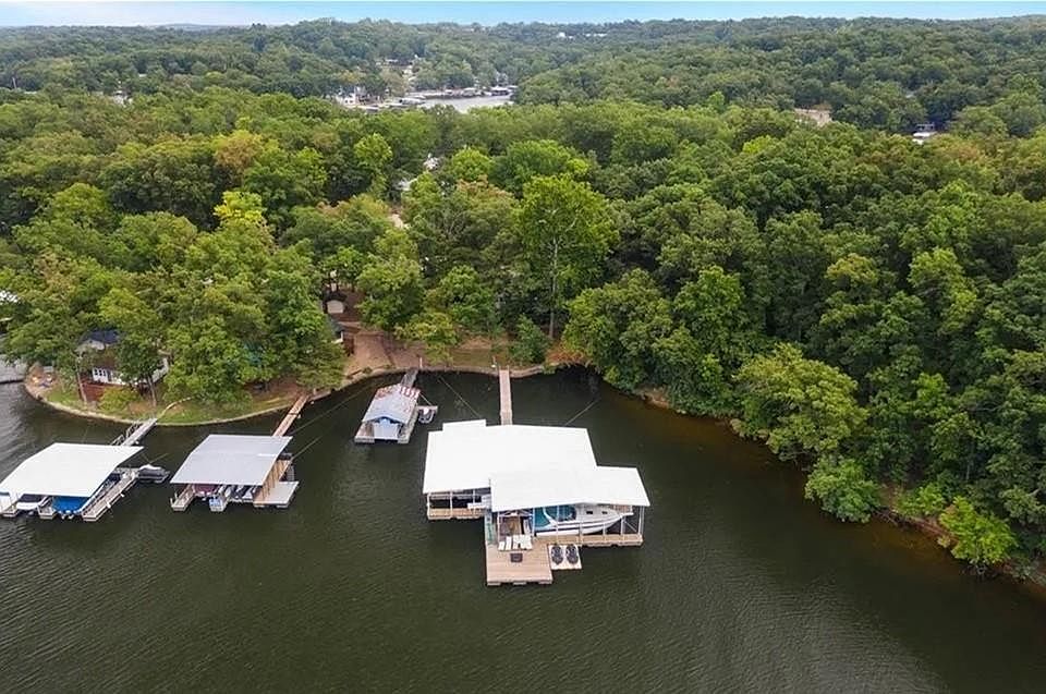 1st image of 49 Vacation Hideaway Ln