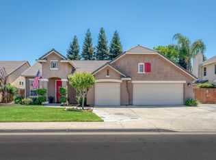 2718 Purvis Ave, Clovis, CA 93611