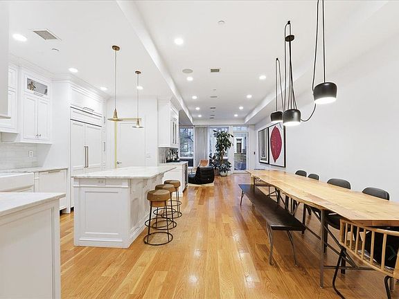 2nd image of 1023 Washington St APT 1