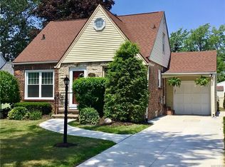 192 Willow Breeze Rd, Buffalo, NY 14223