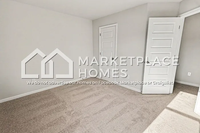 133 River Rock St — Photo 14
