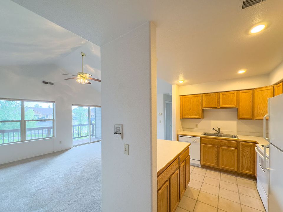 1st image of 233 Talisman Dr #12