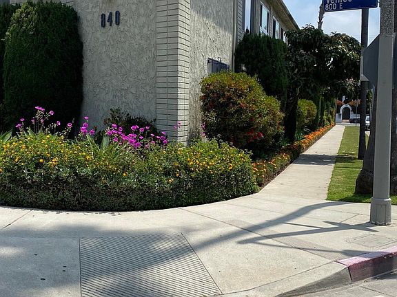 2nd image of 840 Venice Blvd #4
