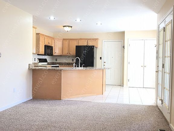 3rd image of 11004 Royal Mews Ct