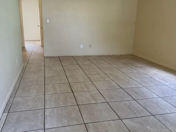 38529 13th Ave #2, Zephyrhills, FL 33542