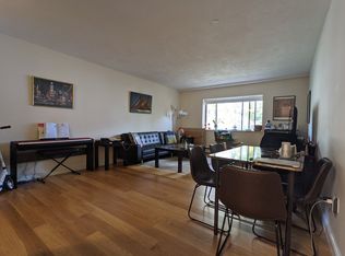 30 Fuller St #111, Brookline, MA 02446