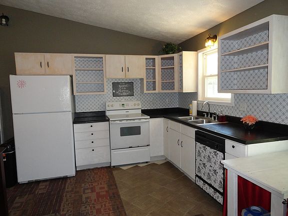 5th image of 1501 W Franklin St