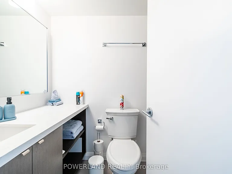 155 Yorkville Ave #814 — Photo 7