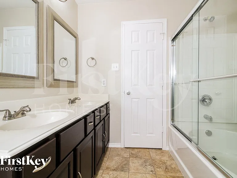 2200 Malone Dr — Photo 11