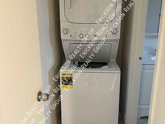 5th image of 6802 E Pinchot Ave APT 1