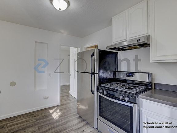 3rd image of 1347 Sanford Ave Unit A