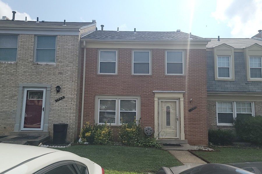 1st image of 1994 Mayflower Dr