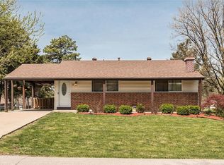 5 Forest Ln, O'Fallon, MO 63366