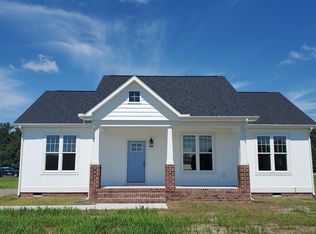 19 Dunton Ln, White Stone, VA