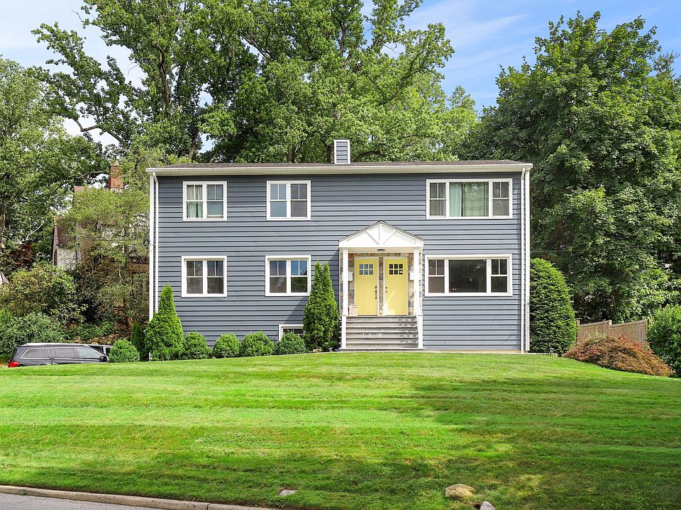 1st image of 138 Walworth Ave #1