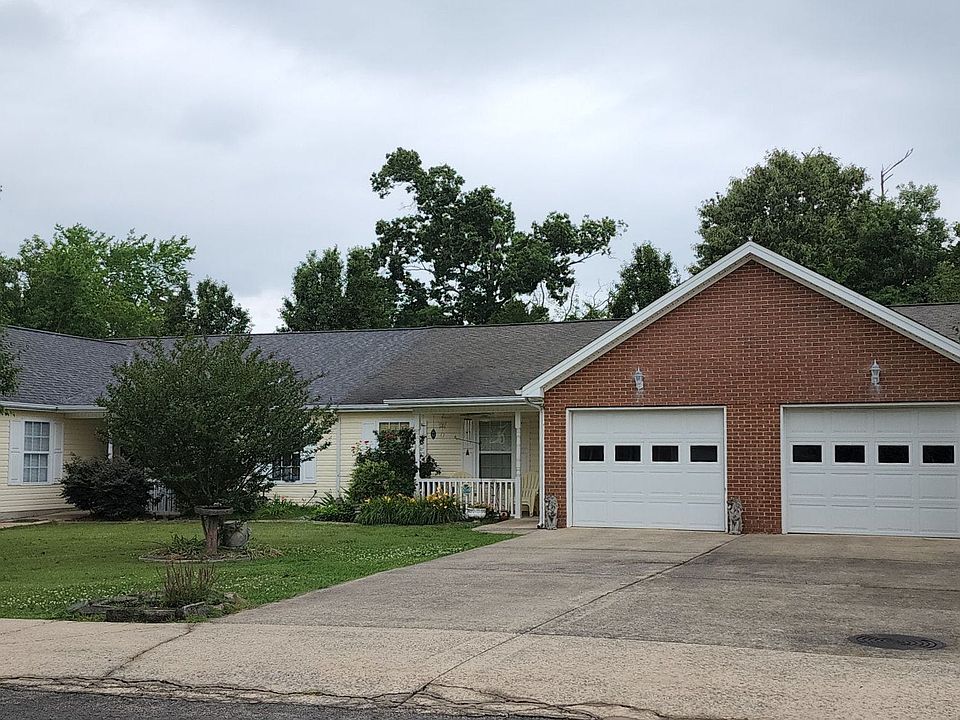 2nd image of 161 Flagstone Dr