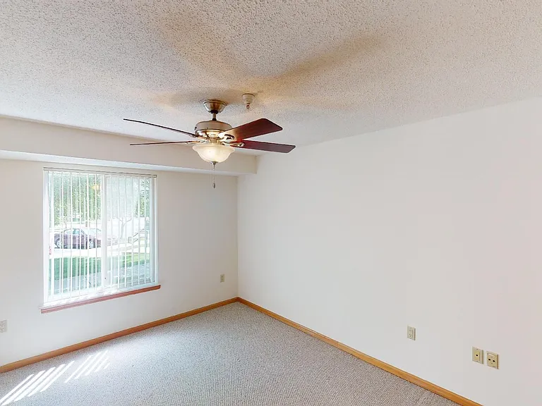 Seminole Woods Apartments — Photo 5