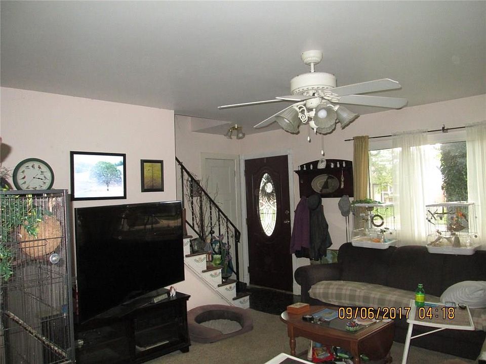 2nd image of 919 Marlboro Ave