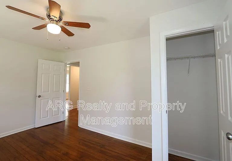1095 Ira St SW — Photo 30