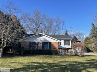 4112 Yankee Rd, Saint Clair, MI 48079