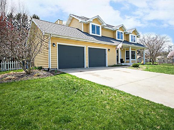 2nd image of 104 Orleans Cir