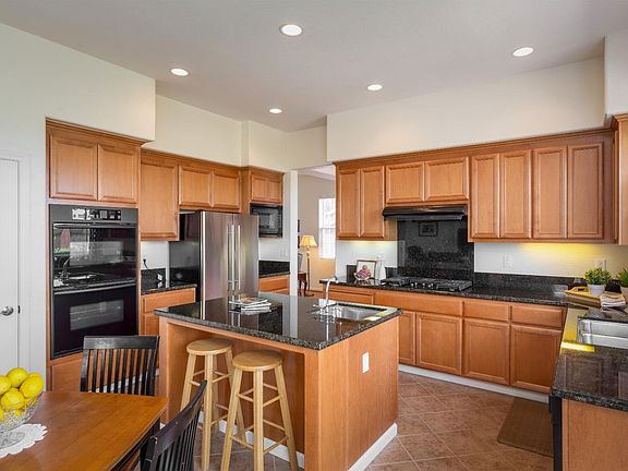 3rd image of 7230 Lahinch Ct