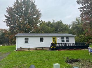 231 Melvin St, Croswell, MI 48422