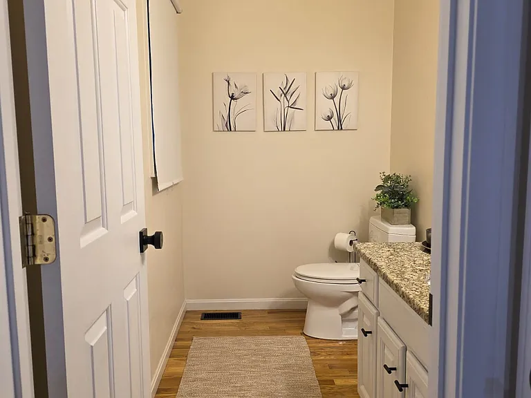 955 Pleasant St #4 — Photo 10