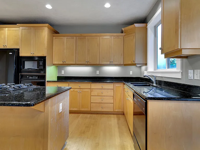 21114 NW Galice Ln — Photo 9