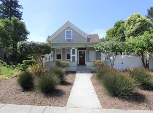 418 Tucker St, Healdsburg, CA 95448