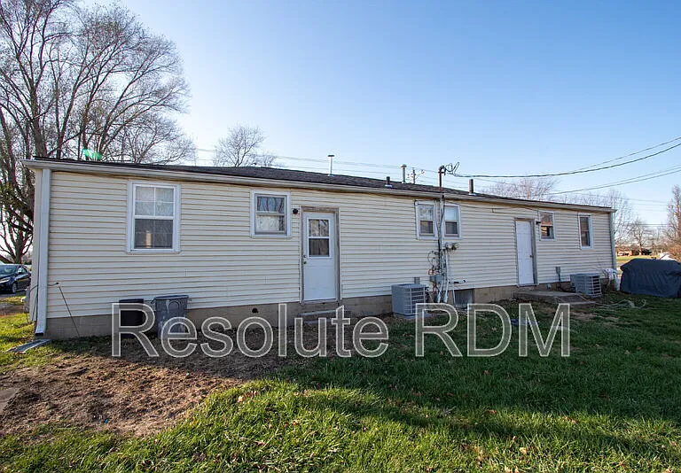 4155 N County Road 575 E — Photo 21