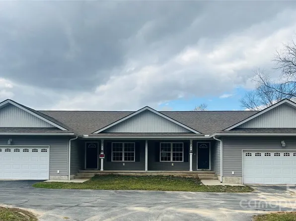 531 Clear Creek Rd, Hendersonville, NC 28792