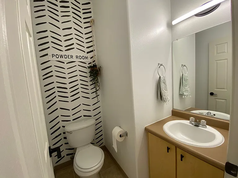 2835 SW Western Blvd #104 — Photo 7