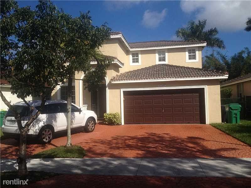 1st image of 12521 SW 119th Ct