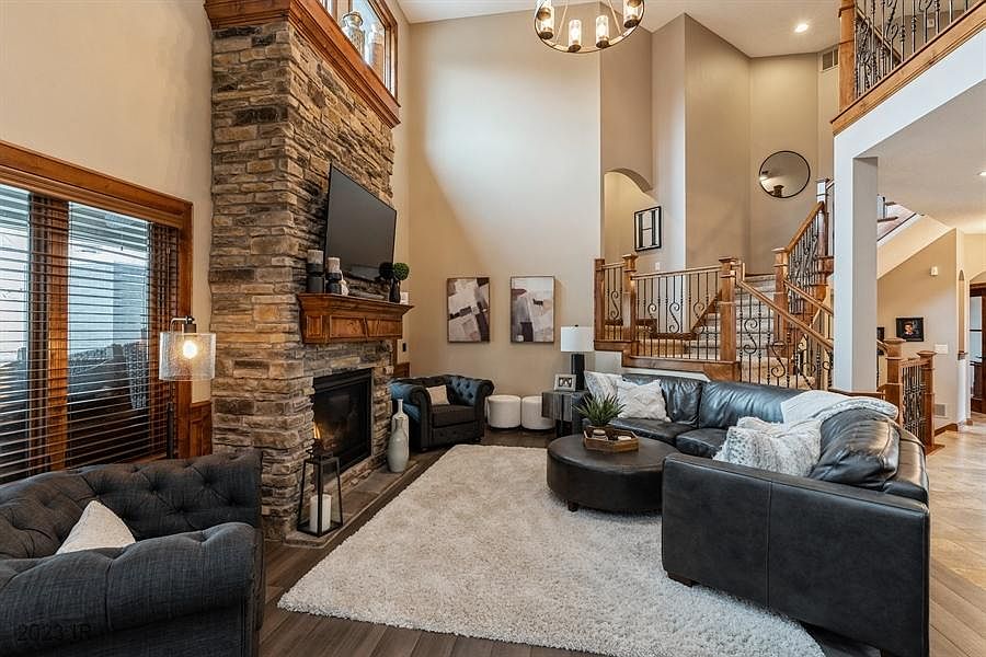 5503 Glen Oaks Poin, West Des Moines, IA 50266 MLS 671295 Zillow