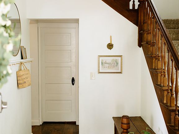 2nd image of 313 S Asbury St