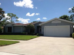 117 Saratoga Blvd W, Royal Palm Beach, FL 33411