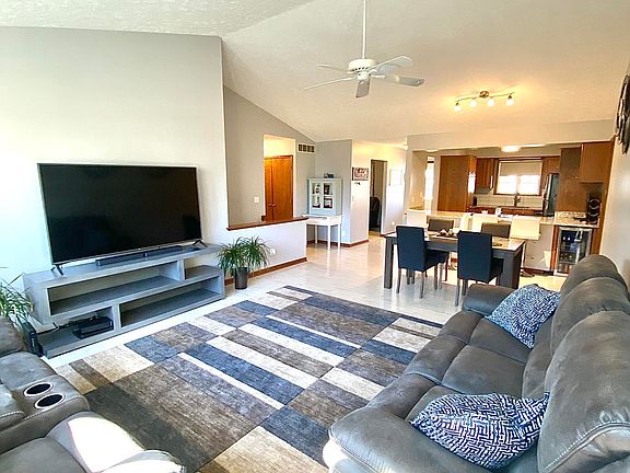 4th image of 5415 Lampen Dr