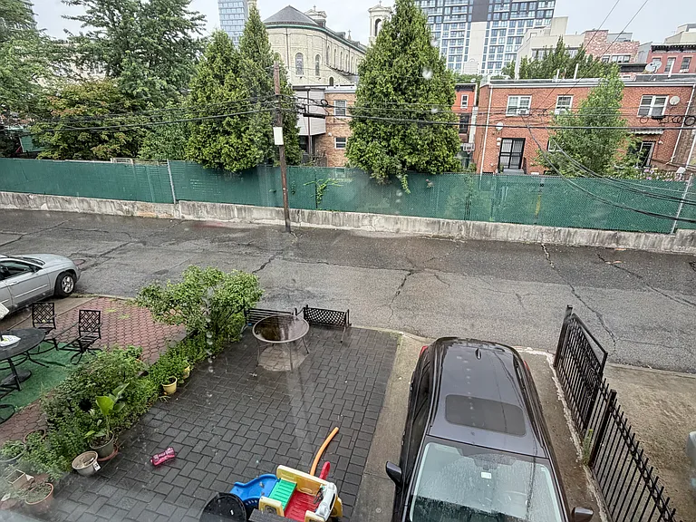 685 Bergen St #1 — Photo 3