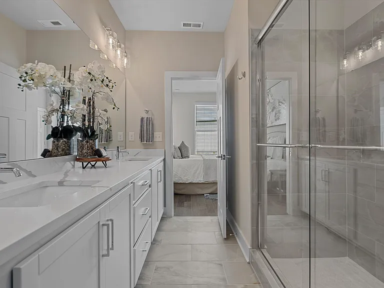 4201 Bryant Terraces Dr — Photo 15