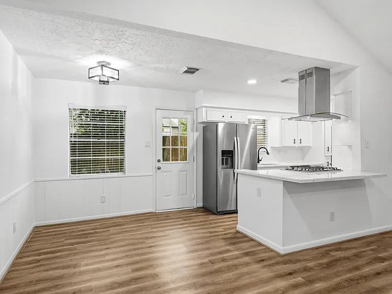 12931 Westella Dr — Photo 18