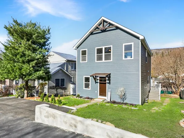 27 Windermere Avenue, Greenwood Lake, NY 10925