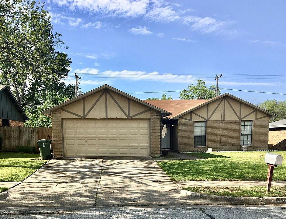 1st image of 7010 Forestview Dr